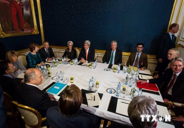 กลุ่มพี 5+1 และอิหร่านขยายเส้นตายการเจราจานิวเคลียร์ถึงปี 2015